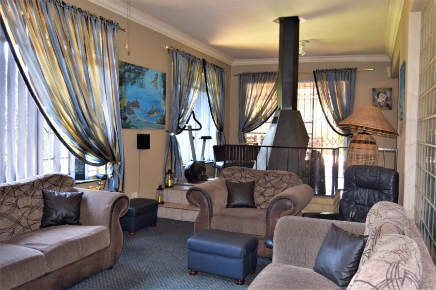 4 Bedroom Property for Sale in Vaalpark Free State